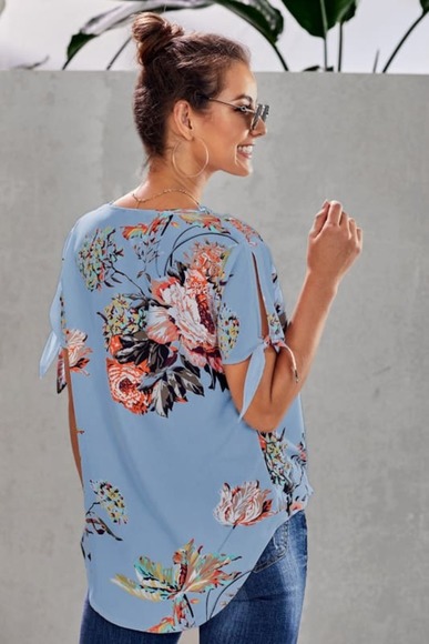 High-Low Floral Twist Front Top - Picture 8 of 9